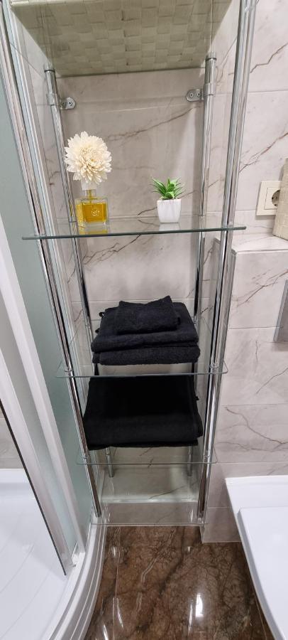 A. G. Central Apartaments Шяуляй Екстер'єр фото