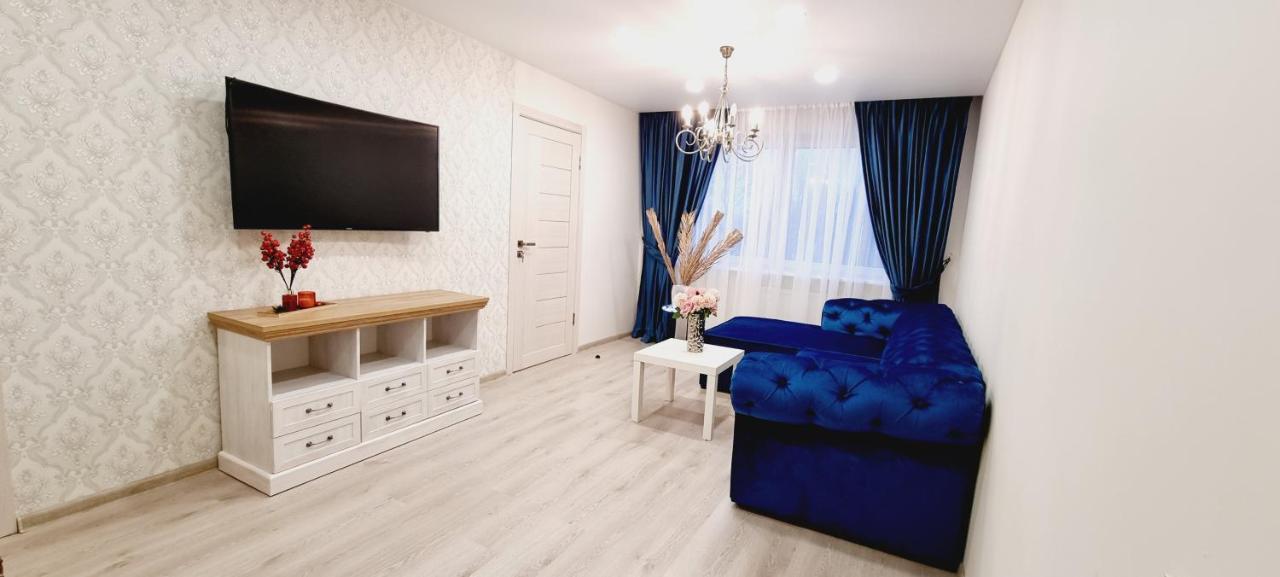 A. G. Central Apartaments Шяуляй Екстер'єр фото